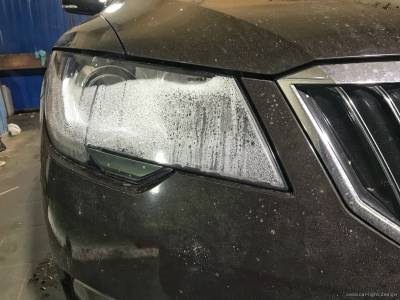 Герметизация фар Skoda