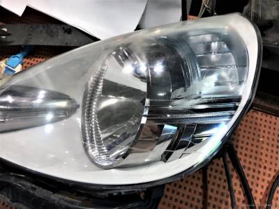 Фара с подтеками на стекле Honda Jazz