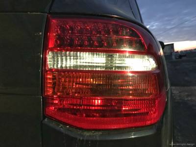 Устранение запотевание фар-стопов автомобиля Porsche Cayenne GTS