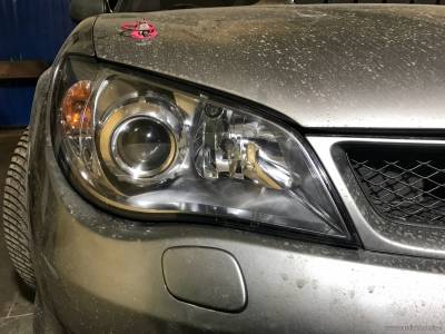 Фара Subaru Impreza WRX STI после чистки и герметизации