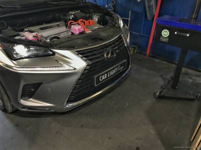 Проверка света Lexus NX 300 Hybrid с BI-LED module
