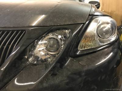 Установленная билинза в дальний свет Lexus GX 300