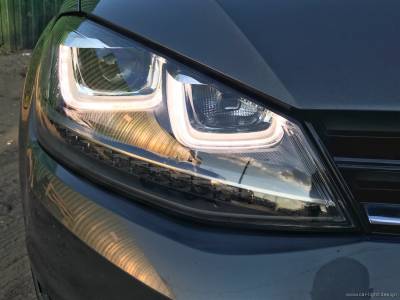 Правая фара Volkswagen после оклейки защитной пленки