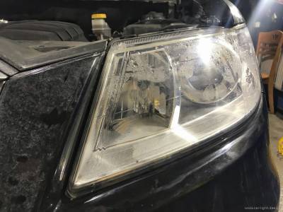 Запотевшая фара Subaru Tribeca