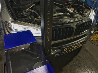 Регулировка света фар BMW X5 F15