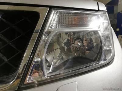 Галогенная фара Nissan Patfinder