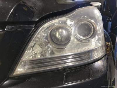 Запыленные фары Mercedes-Benz GL550