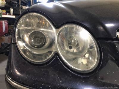 Галогенные фары Mercedes-Benz w210 с установленными билинзами