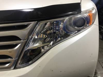 Фары Toyota Venza после полировки