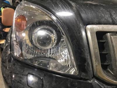 Оптика Toyota Prado 120 с установленной билинзой 3.0 дюйма