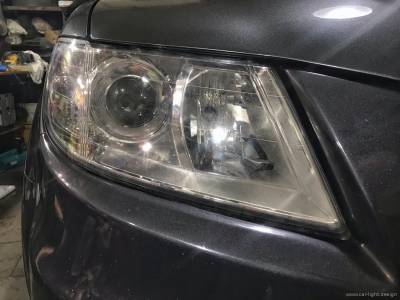 Установленные билинзы и отполированные стекла фар Subaru
