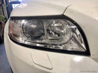Фара Volvo S40 до внутренней чистки