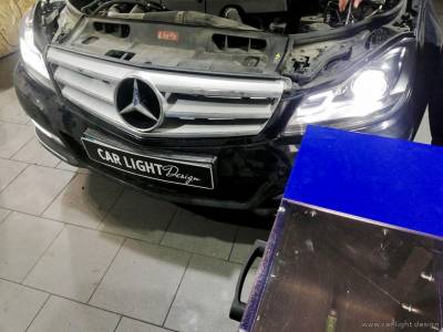 Настройка и регулировка света фар Mercedes