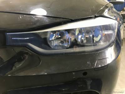 Восстановленная фара BMW f10 325 от белого внутреннего налета