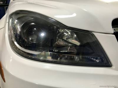 Фара Mercedes-Benz C-Class w204 с установленной биксеноновой линзой