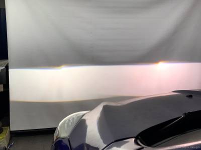 Свет от биксеноновых линз в фарах Ford Kuga