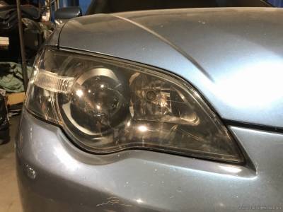 Отреставрированные фары Subaru Legacy