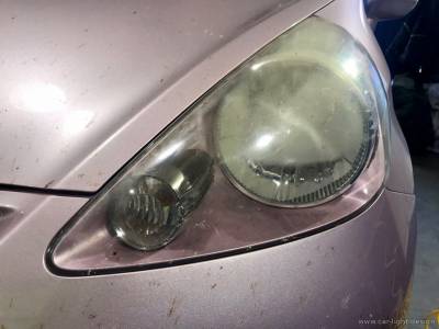 Мутное стекло фары Honda Jazz