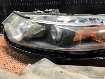 Фара Honda Accord до полировки стекла