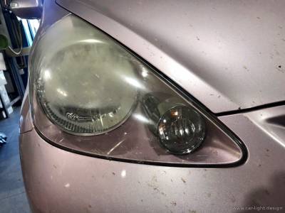 Мутное стекло фары Honda Jazz