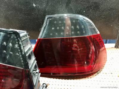 Собранные стоп фары BMW e46 после внутренней покраски