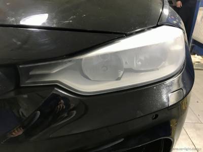 Фара BMW f10 325 с внутренним белым налетом