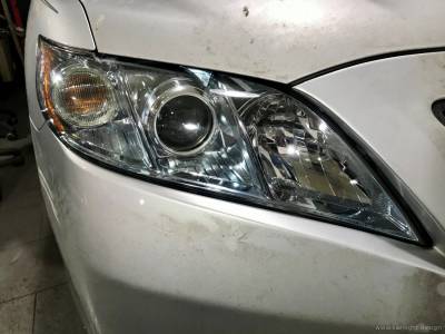 Фара Toyota Camry v40 с новыми биксеноновой линзой и стеклом