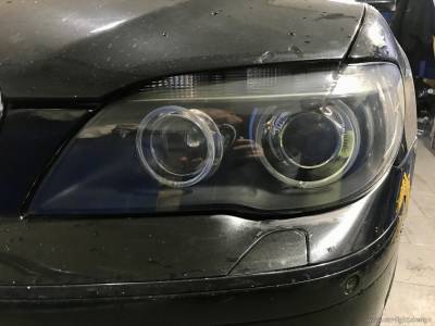 Стекло фары BMW 7-Series e65 после полировки