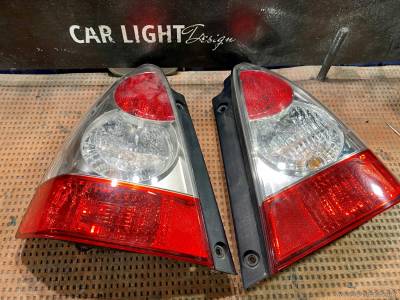 Отшлифованные и отполированные стекла задней оптики Subaru Forester