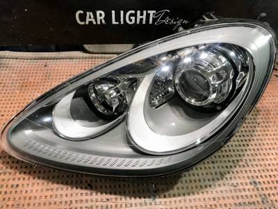 Запакованная фара Porsche Cayenne после чистки и замене масок