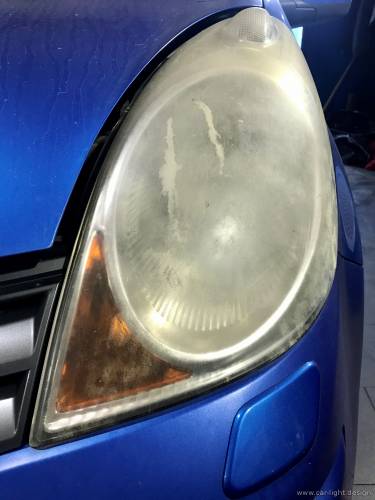 Стекло фары Nissan Note до полировки