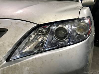 Фара Toyota Camry v40 с новыми биксеноновой линзой и стеклом